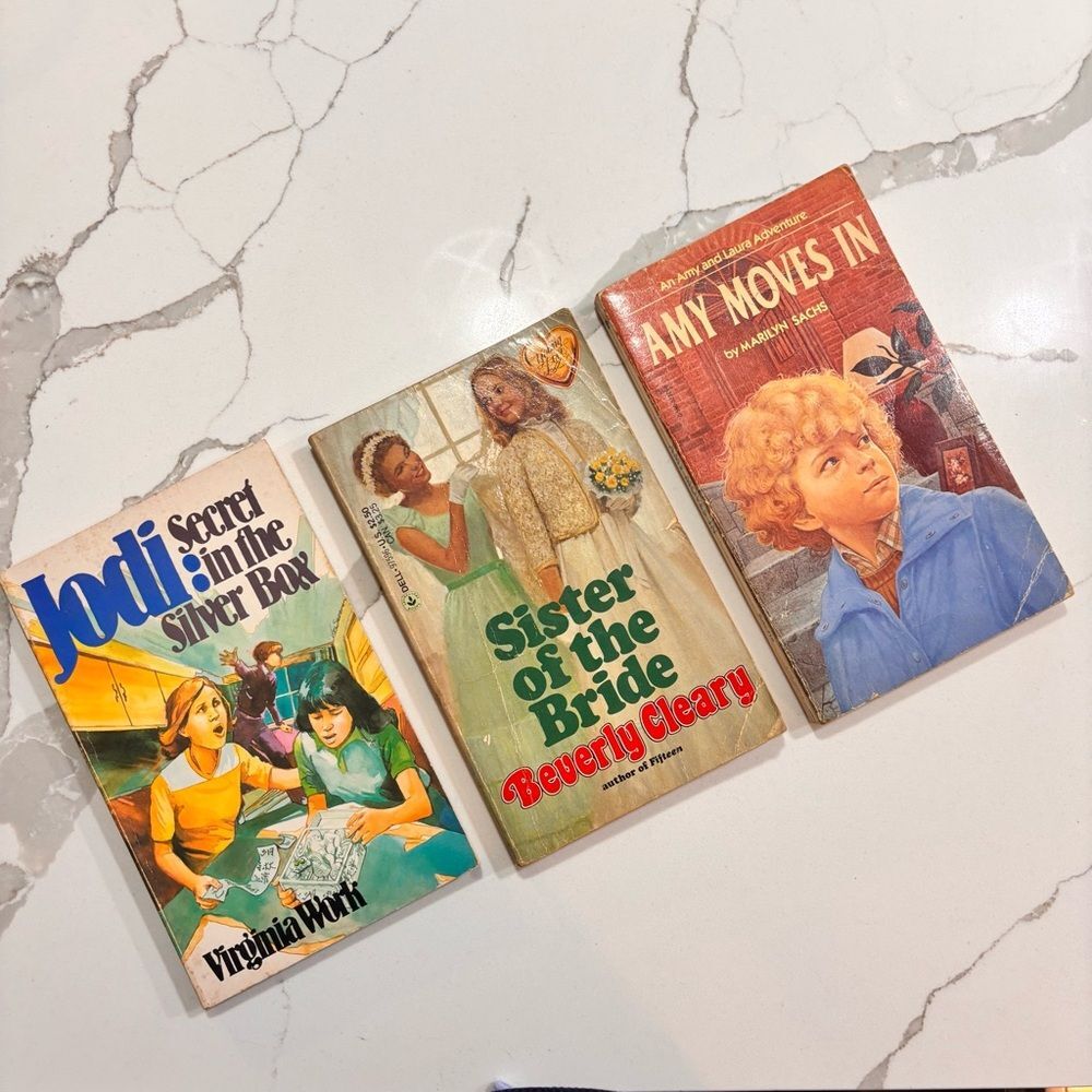 Vintage Preteen Youth Children's Books 3 Fiction Beverly Cleary Scholastic
